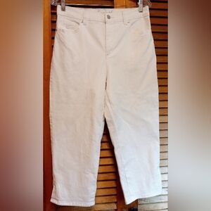 Gloria Vanderbilt All Around Slimming Effect Amanda Woman's White Capris Size 8